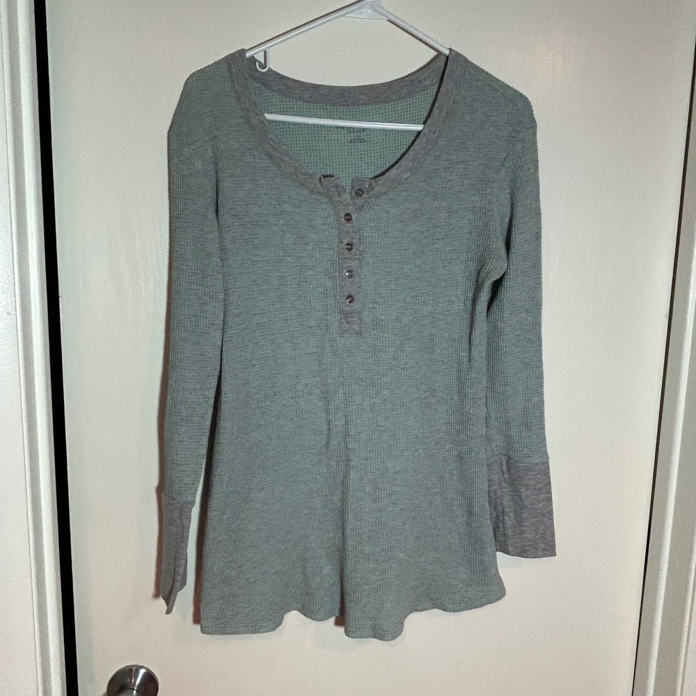 Liz Lange Maternity Henley Thermal Long Sleeve Shirt Green Gray Size L